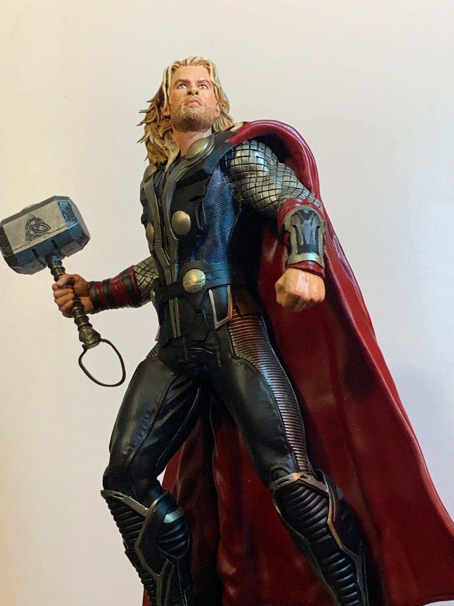 THOR (Chris Hemsworth )- Figura in scala 1:6, dipinta a mano