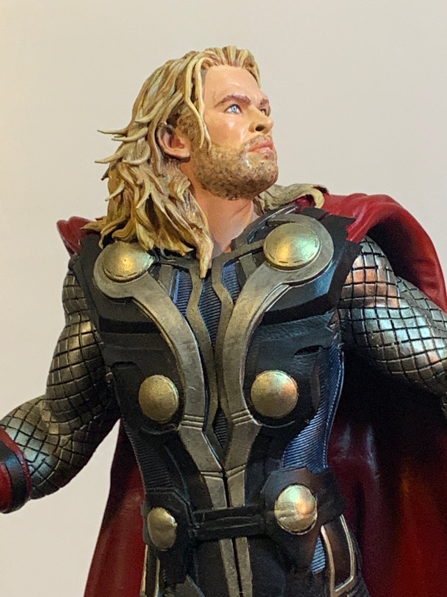 THOR (Chris Hemsworth )- Figura in scala 1:6, dipinta a mano